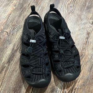 Keen Hiking Sandal Size 10.5